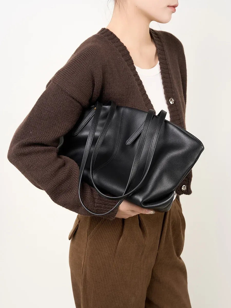 MILLER bag – worn photo