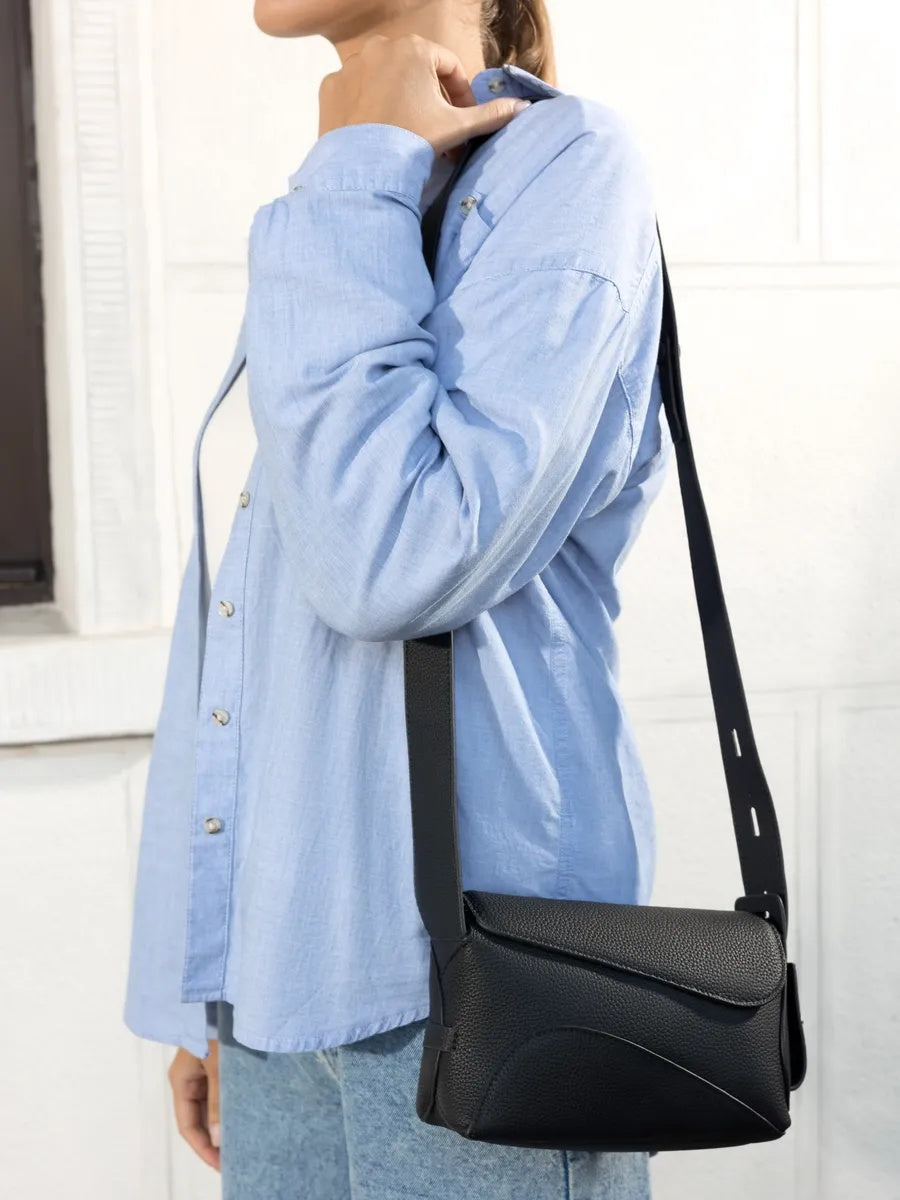 Sac NINA noir – photo portée