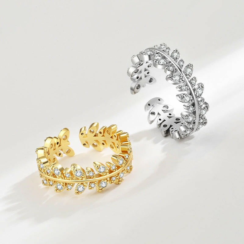 Une bague élégante.