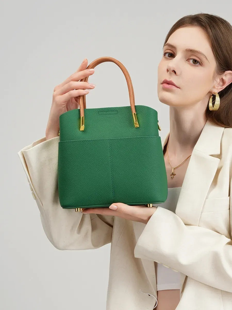 GABBI bag – worn photo