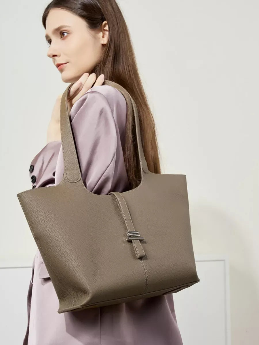 Sac CÉLESTE gris – photo portée