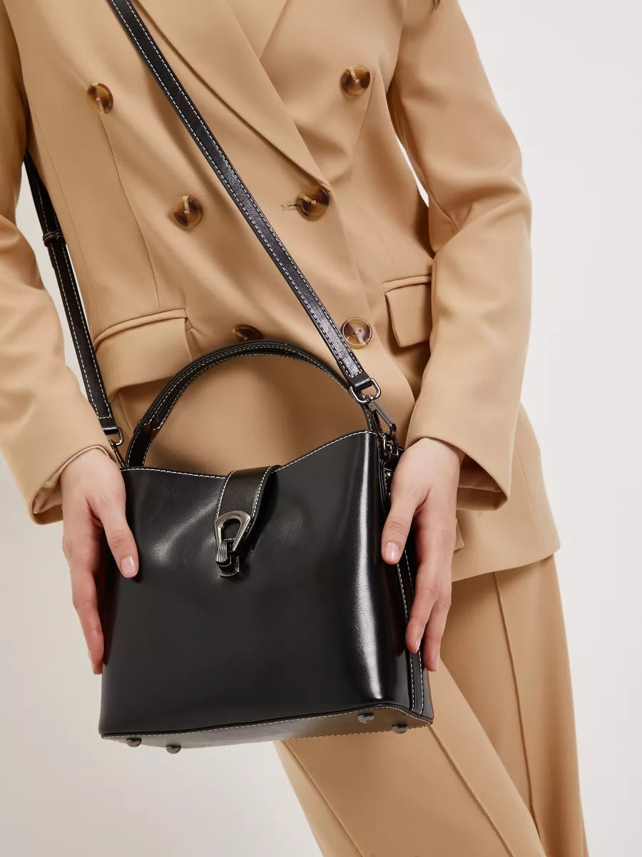 PAULINE bag – worn photo