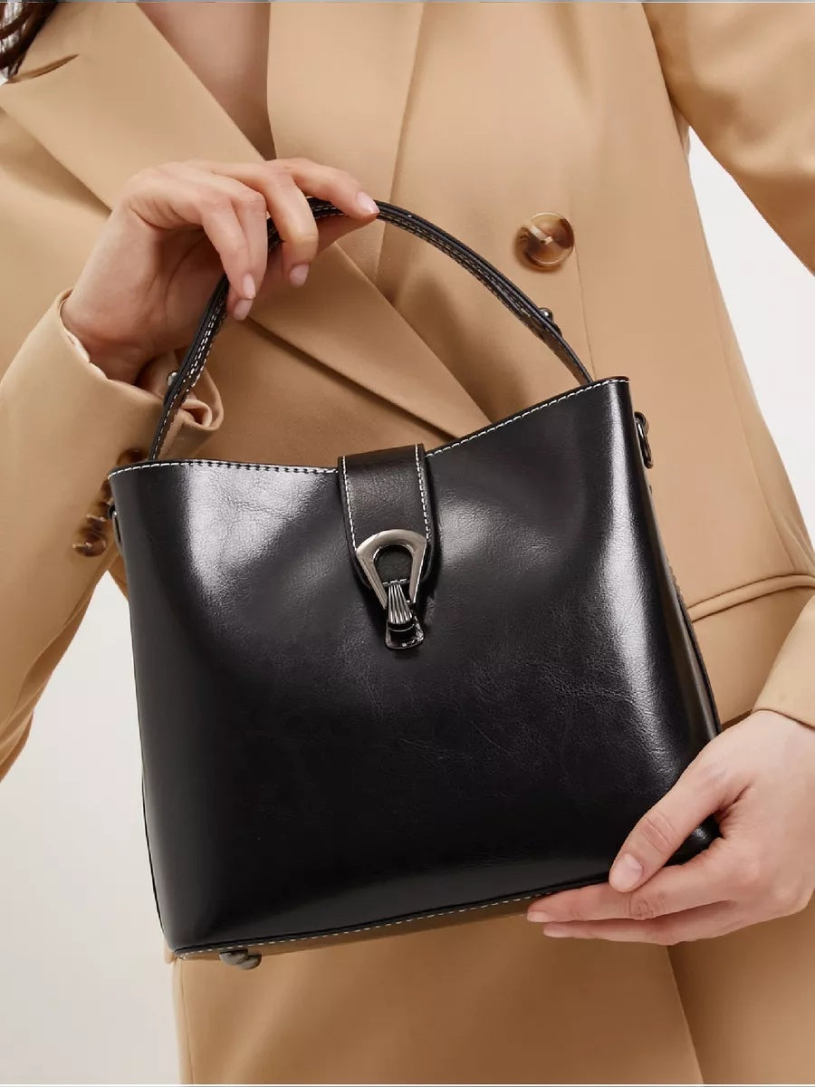 PAULINE bag – worn photo