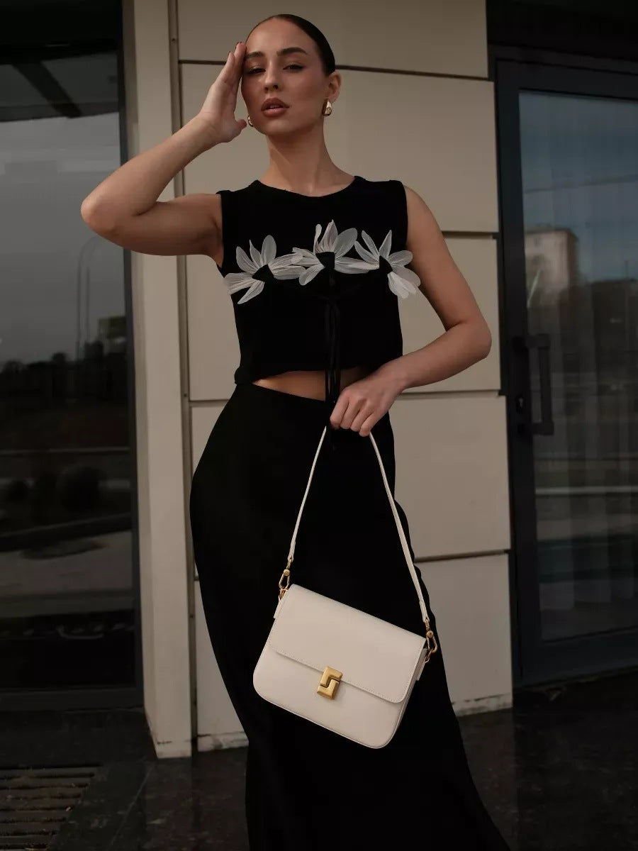 SALOMÉ bag – worn photo