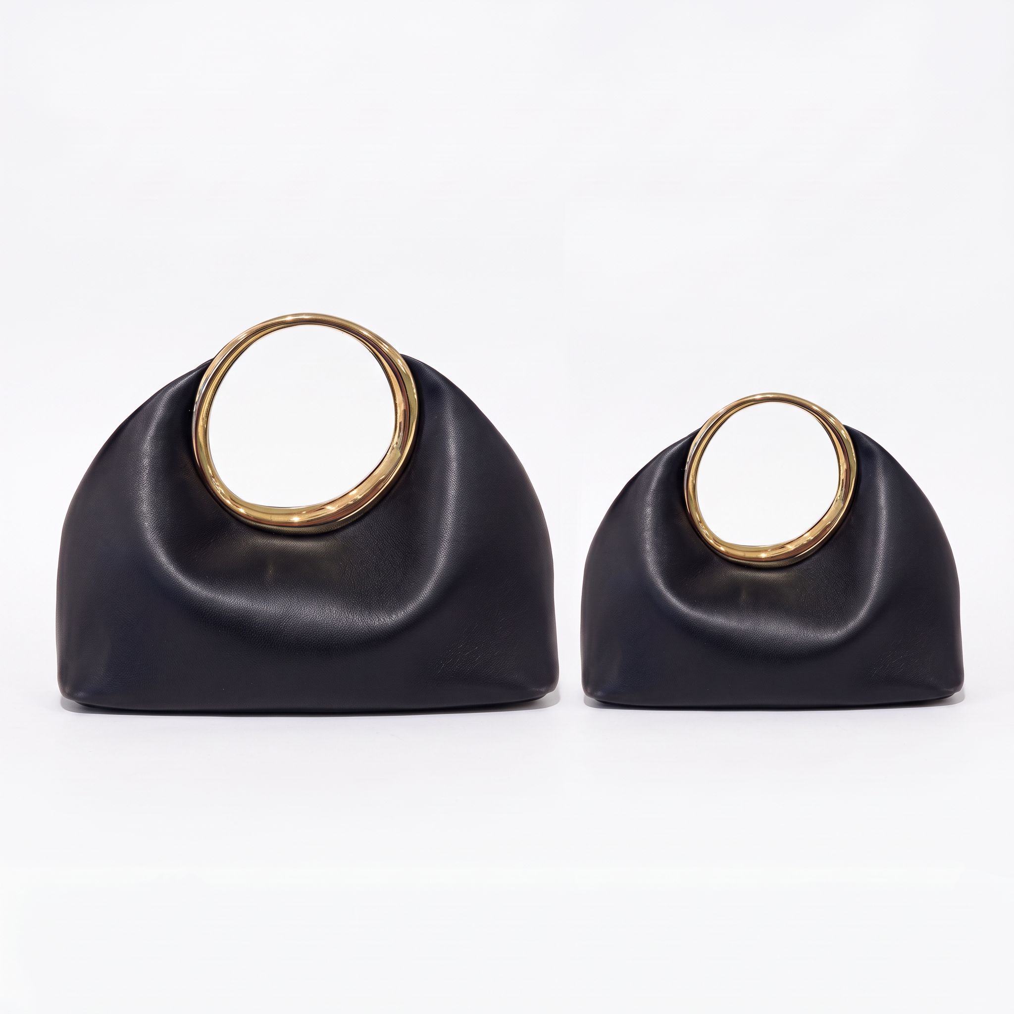 Sac BLANCHE noir, grand et petit modèle côte à côte