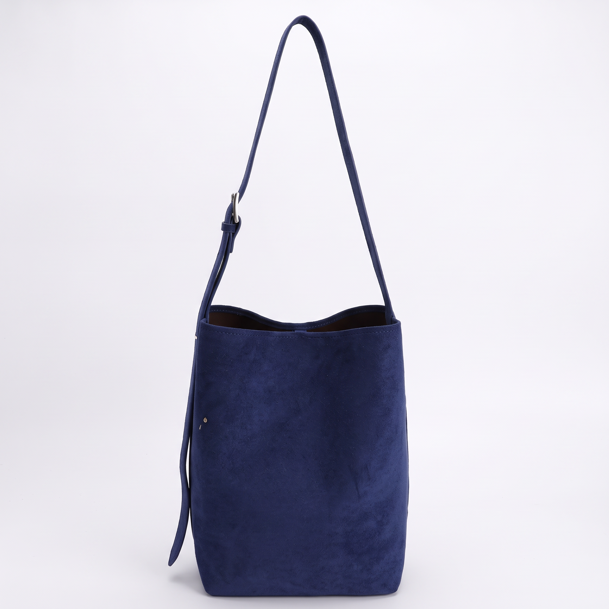 Sac seau LOUNA marine, vue de face