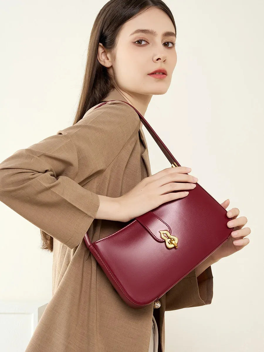 FLAME bag – worn photo
