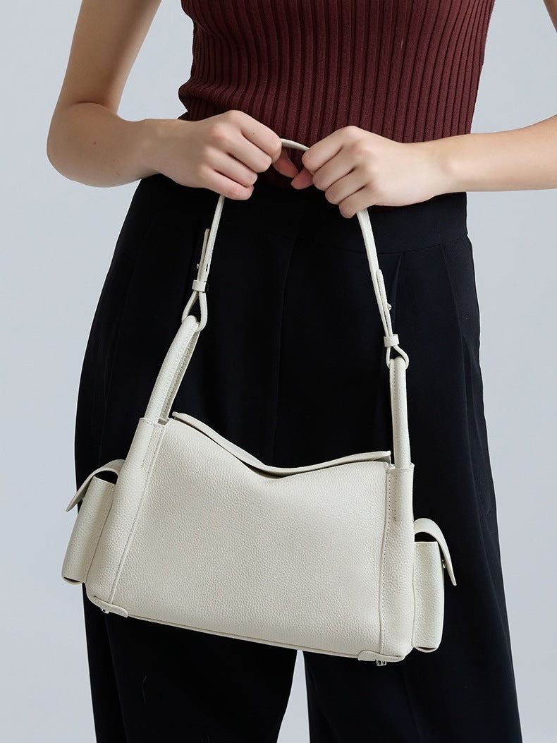 CAMILLE bag – worn photo