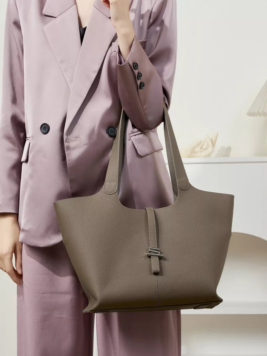 Sac CÉLESTE gris – photo portée