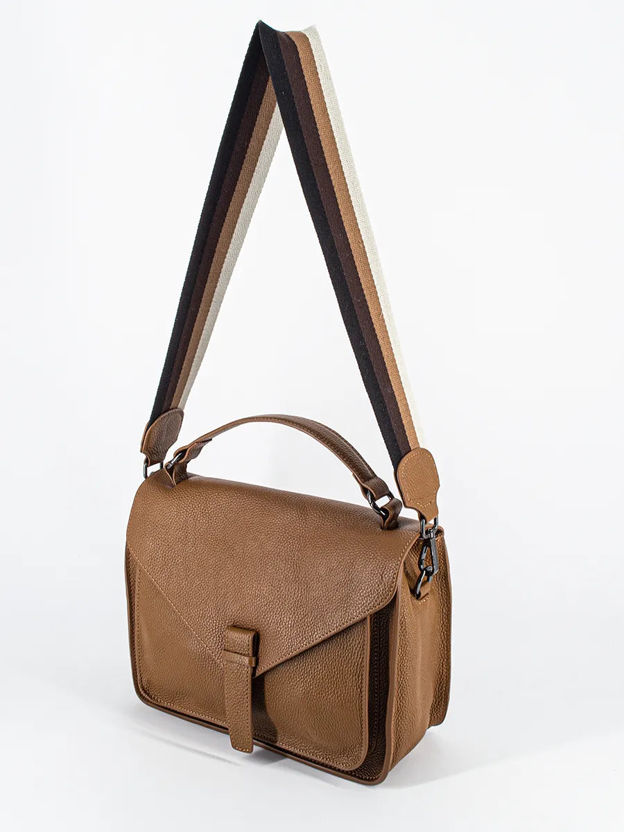 BEYA – Sac cartable en cuir de vachette, avec sa sangle large en tissu – YUMIKA