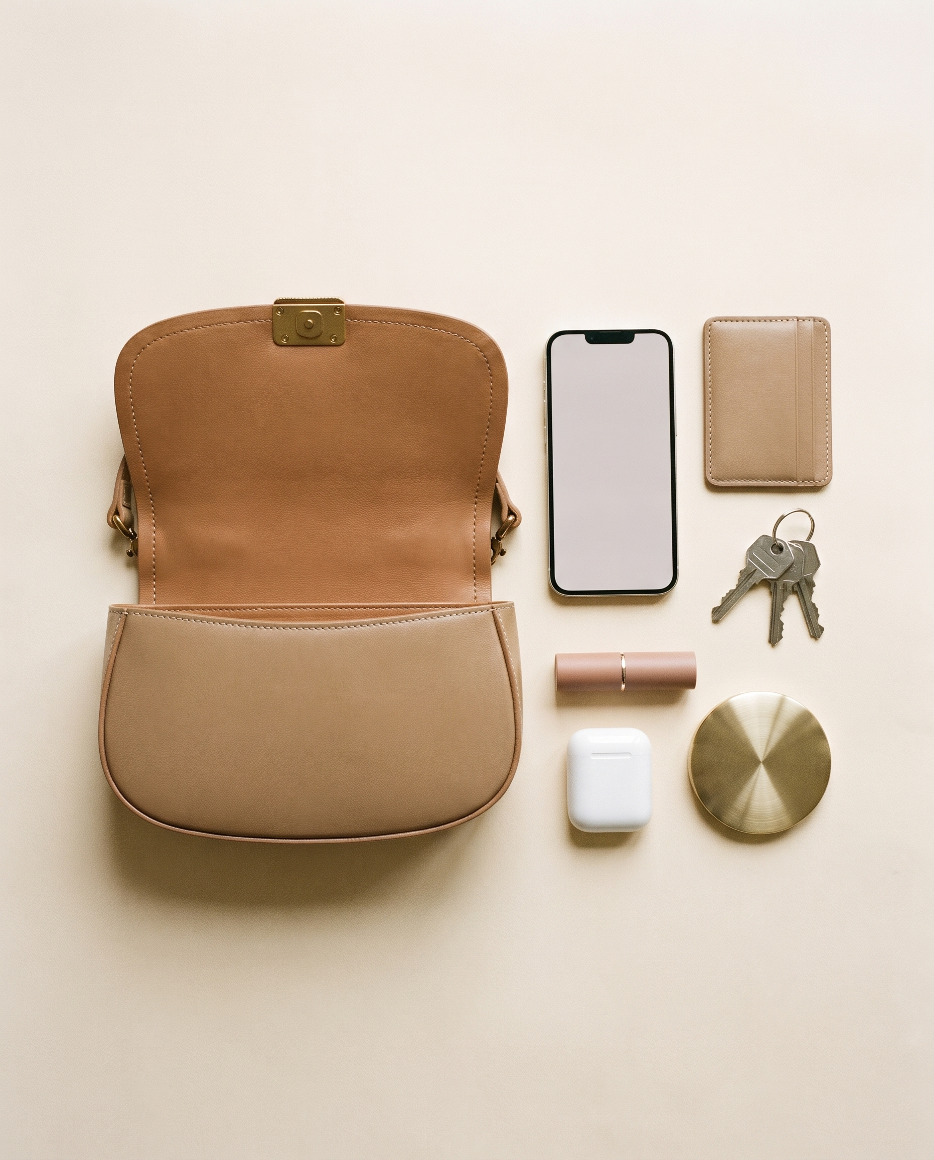 Sac YARA beige, ce que le sac peut contenir