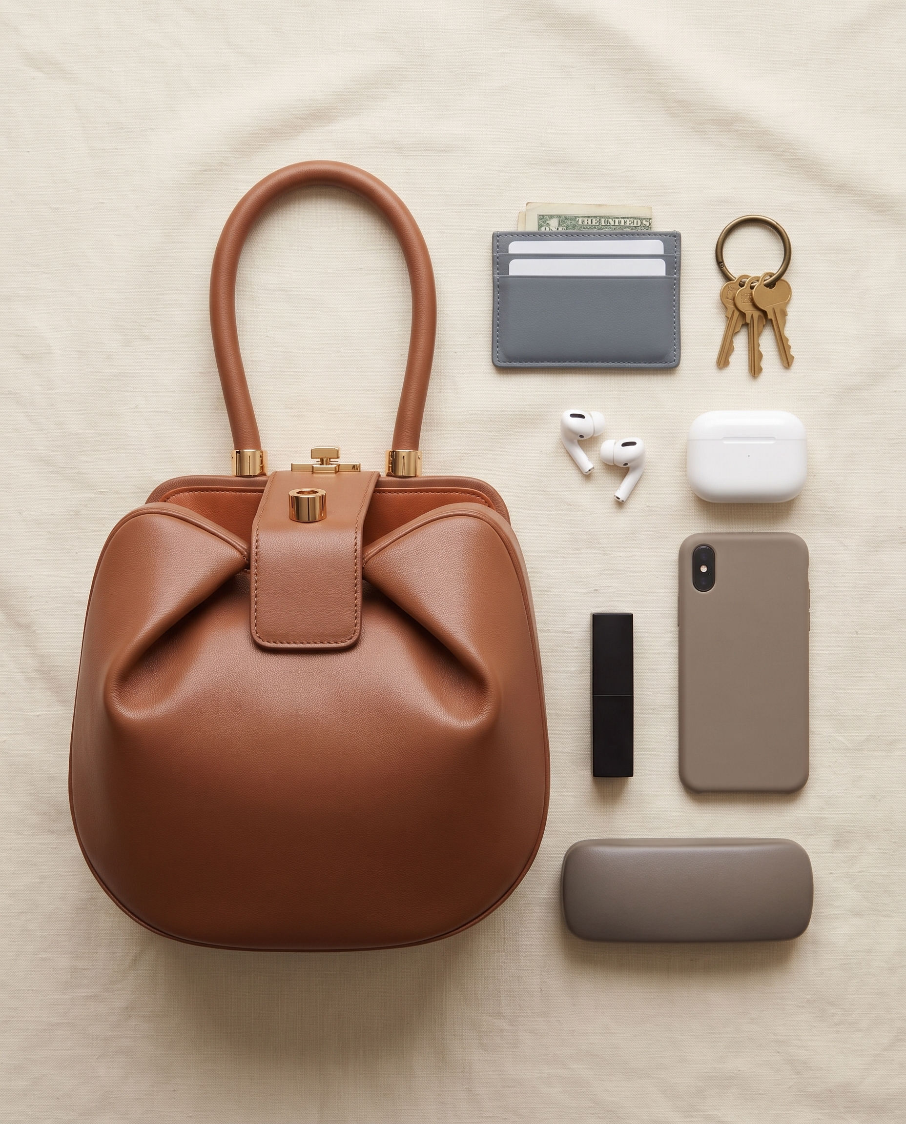 Sac MILAN-SPRING camel, ce que le sac peut contenir