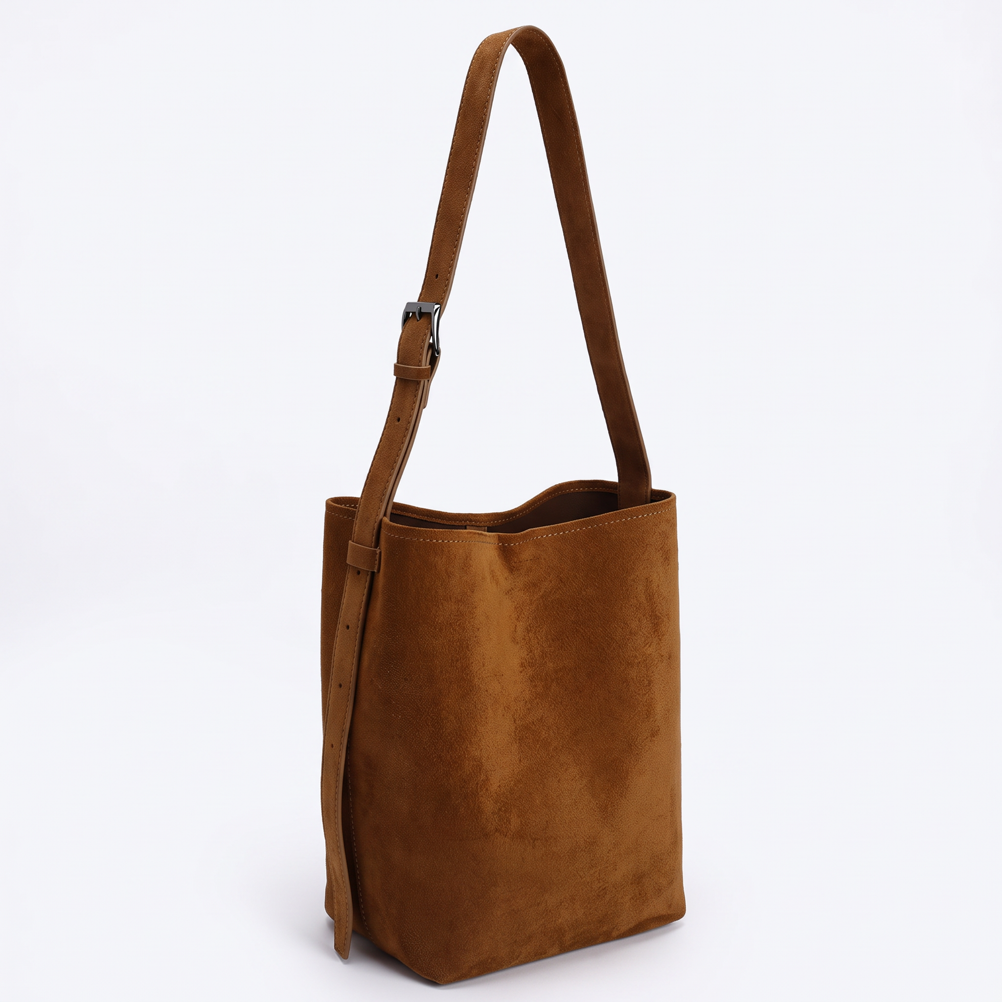 Sac seau LOUNA camel, vue de trois-quarts