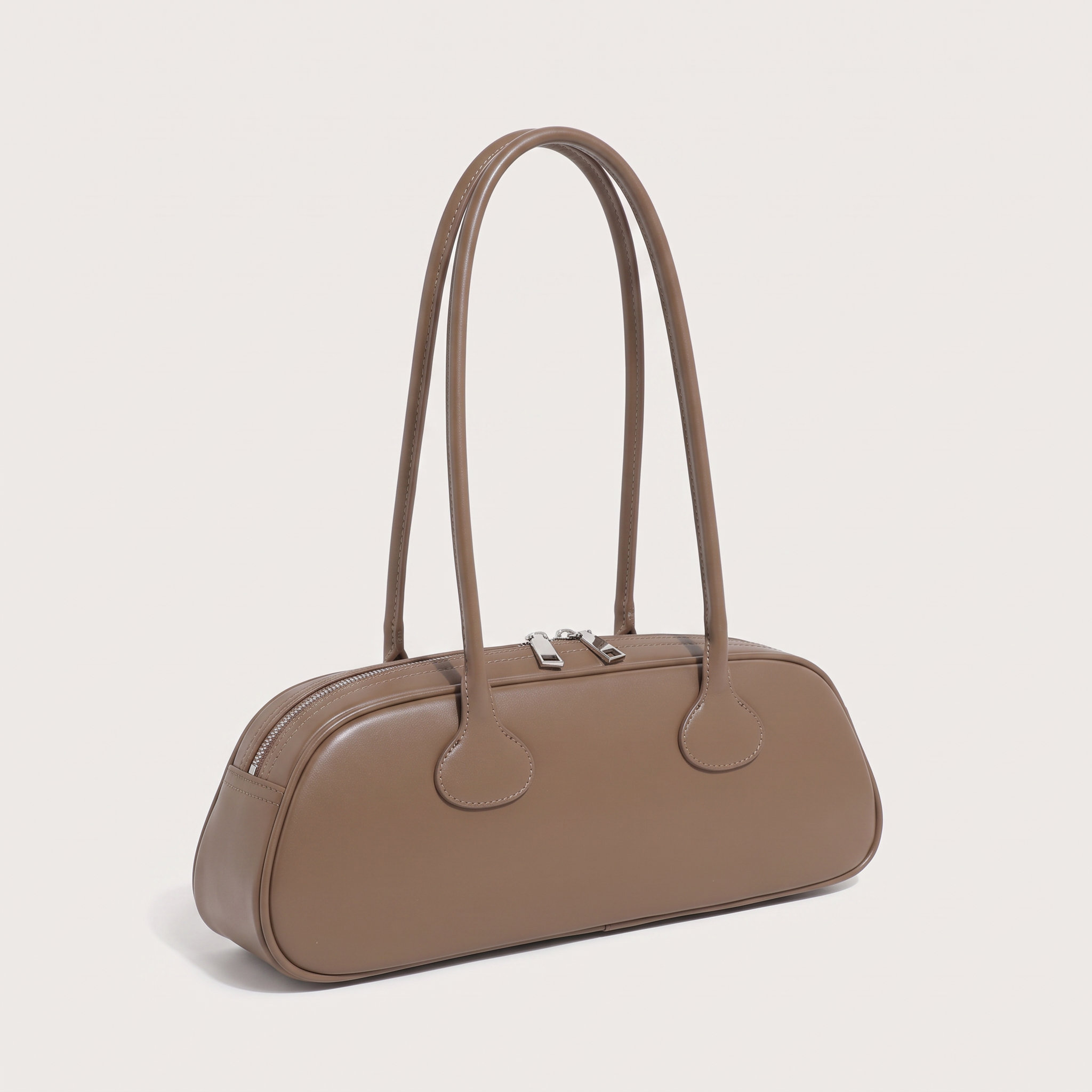 Sac baguette GRETA, vue de trois-quarts