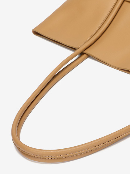CAMEO L – Large cowhide leather bag (view 6) – YUMIKA