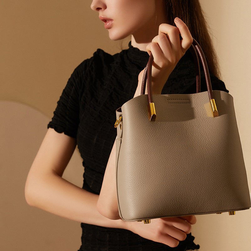 GABBI – Structured leather handbag (view 4) – YUMIKA