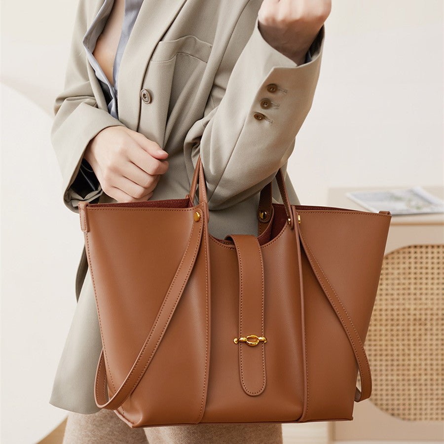 GRACE – Sac cabas en cuir format ordinateur (vue 2) – YUMIKA