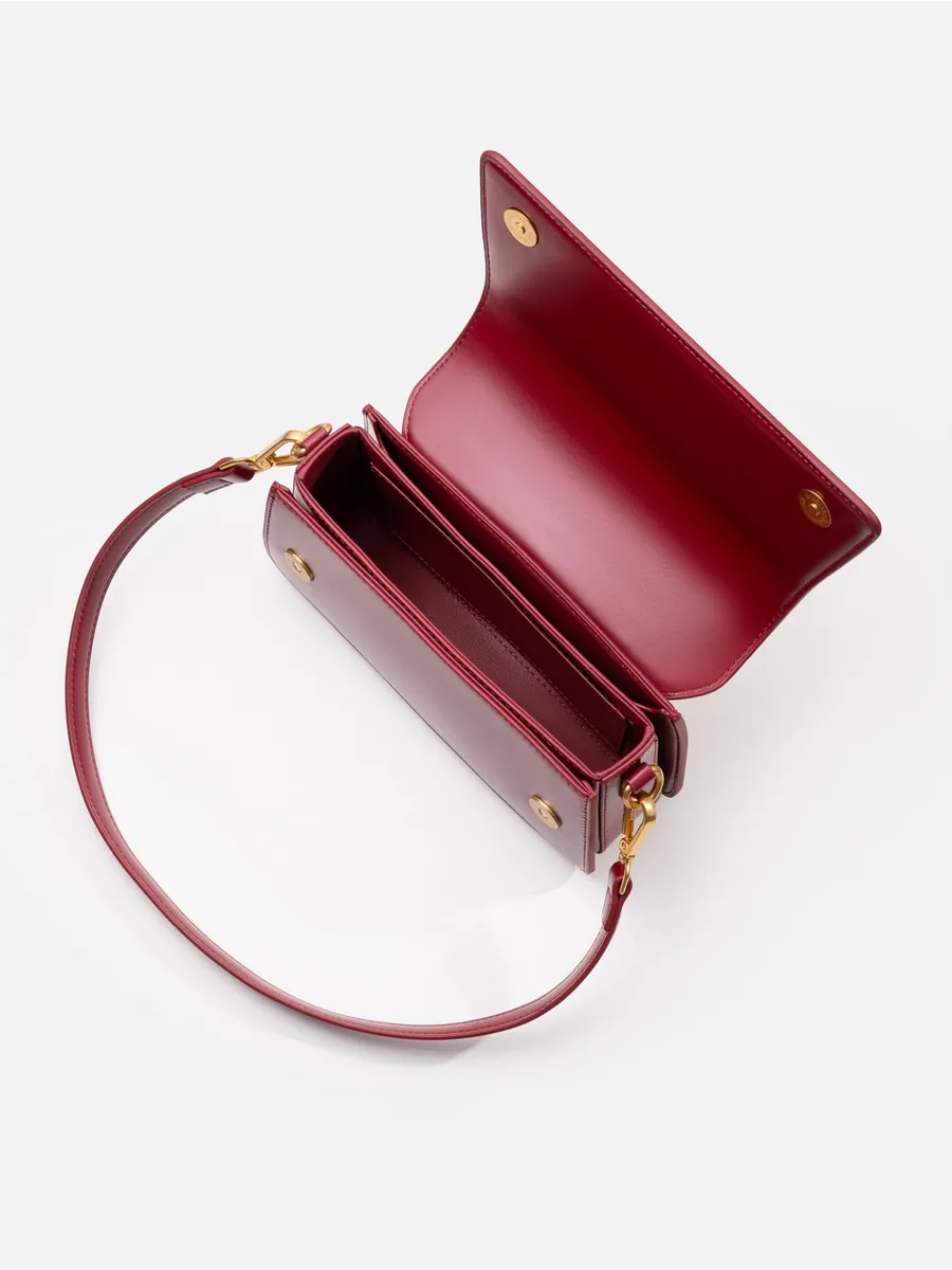 LADY'S – Sac à rabat rétro en cuir, coloris rouge vin (vue 9) – YUMIKA