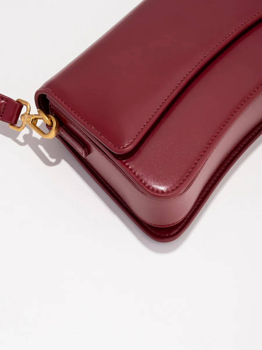 LADY'S – Sac à rabat rétro en cuir, coloris rouge vin (vue 8) – YUMIKA
