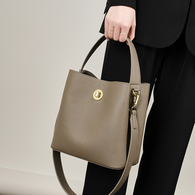 LOON – Sac seau en cuir de vachette (vue 2) – YUMIKA