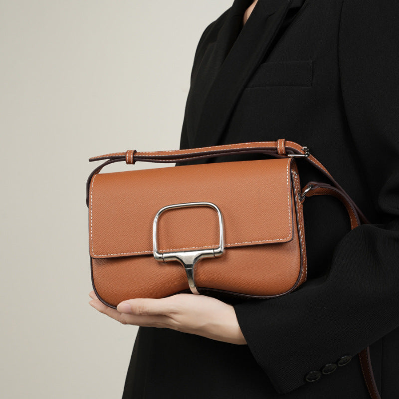 LUMIA – Petit sac à anse en cuir (vue 6) – YUMIKA