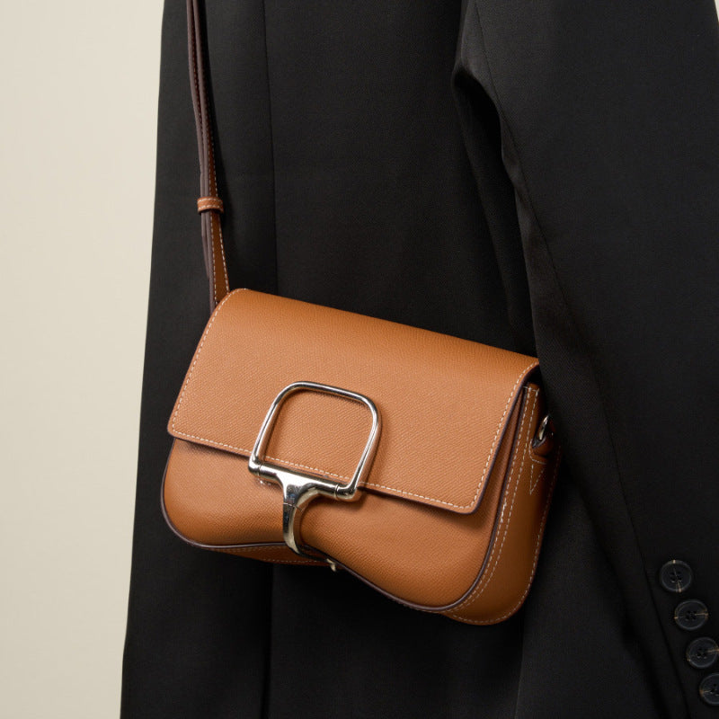 LUMIA – Petit sac à anse en cuir (vue 8) – YUMIKA